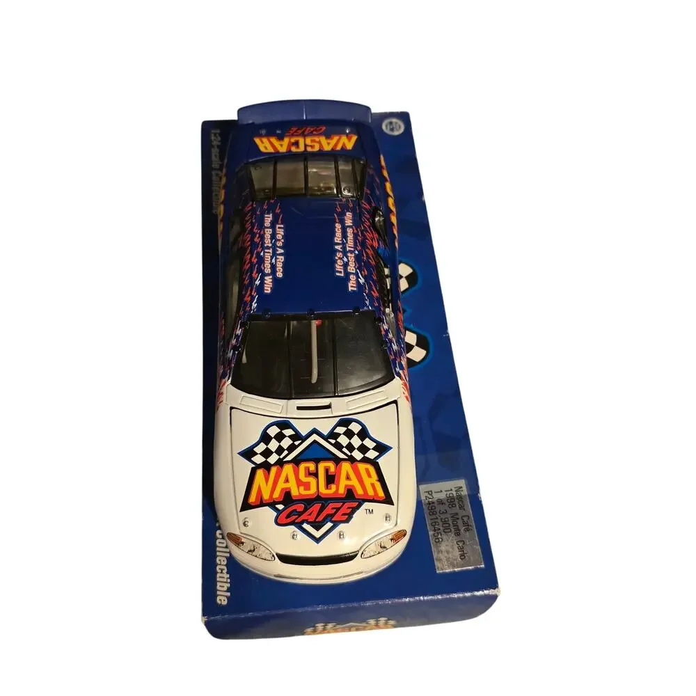 1998 NASCAR Cafe Monte Carlo Action 1:24 Diecast 1/3900